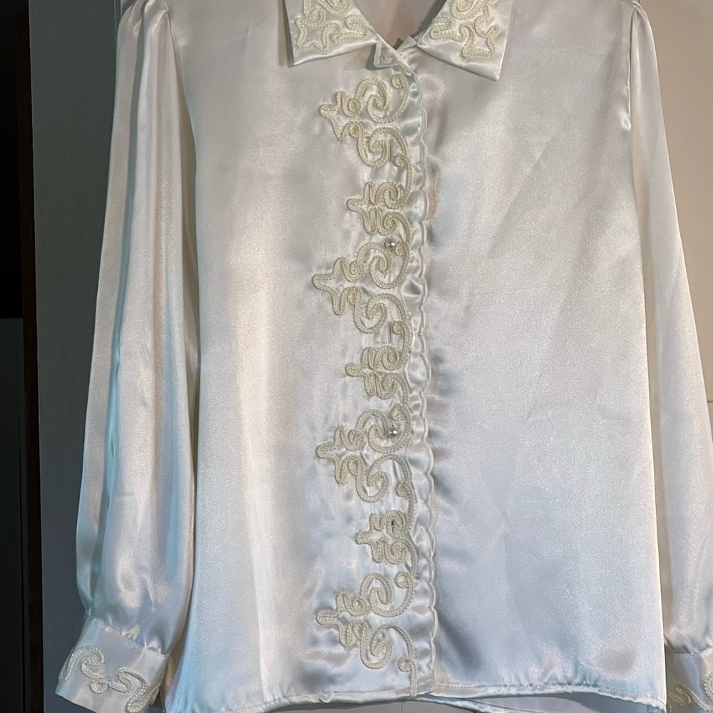 Westbound western shirt, cream color, embroidered collar and front (see pics)